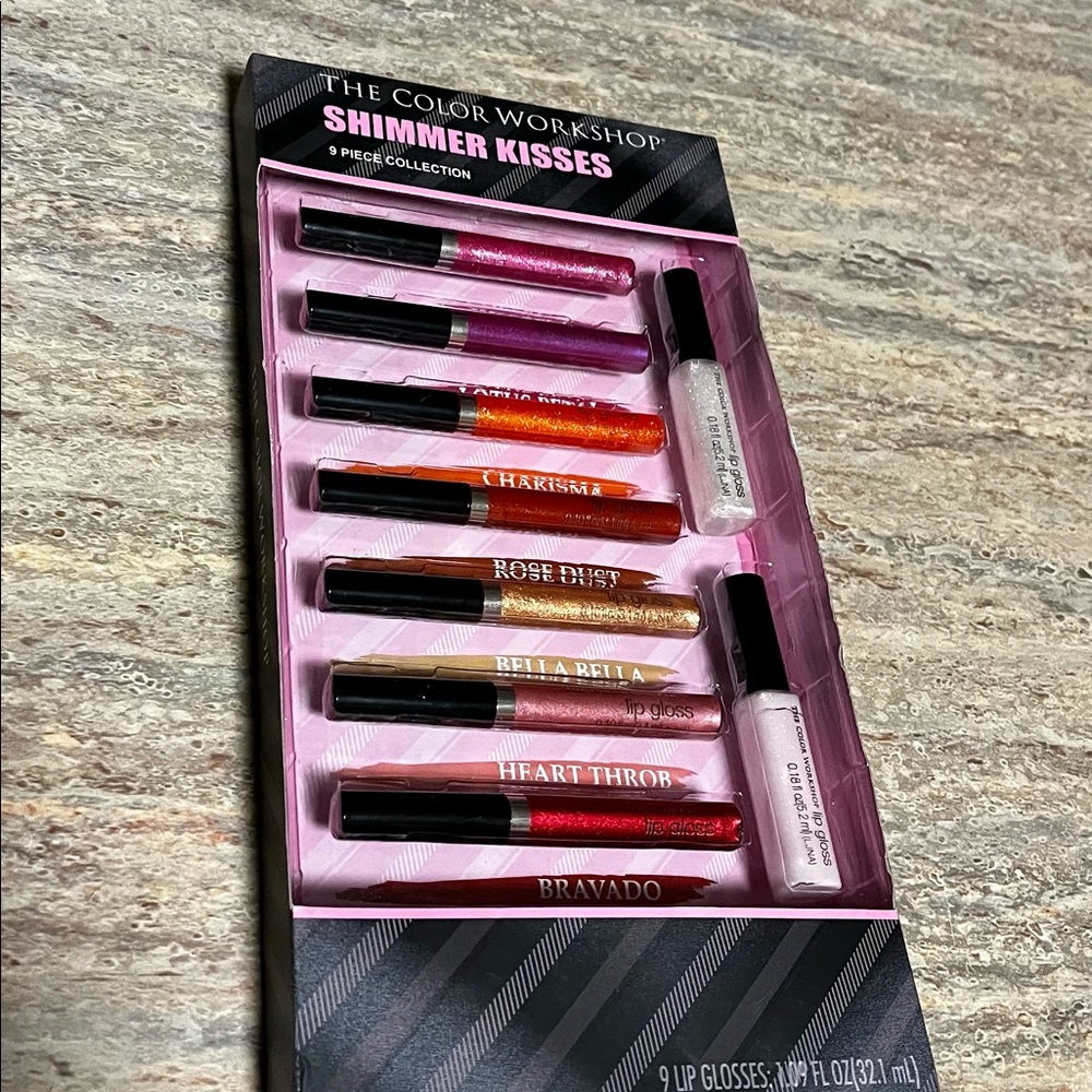 NIB The Color Workshop shimmer kisses 9-lip gloss collection